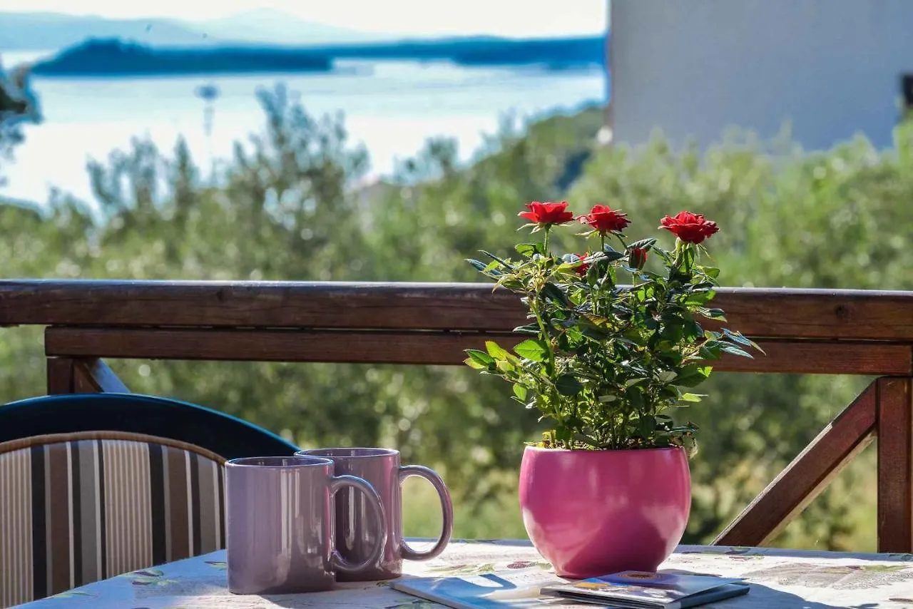 Holiday Home Pakostane 21 Drage