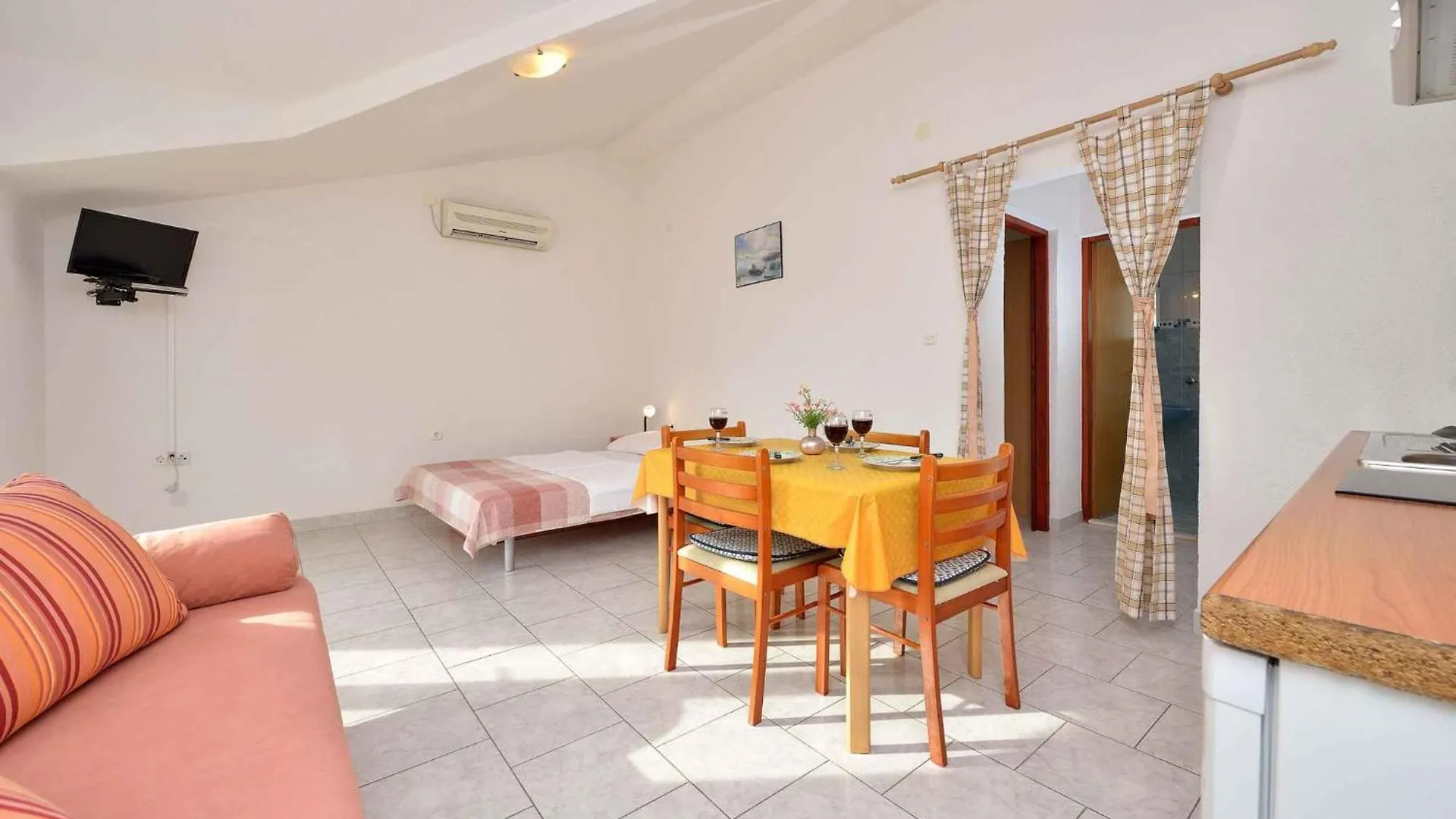 Holiday Home Pakostane 21 Drage