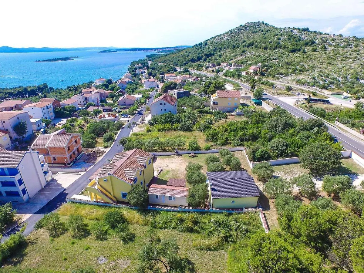 Holiday Home Pakostane 21 Drage